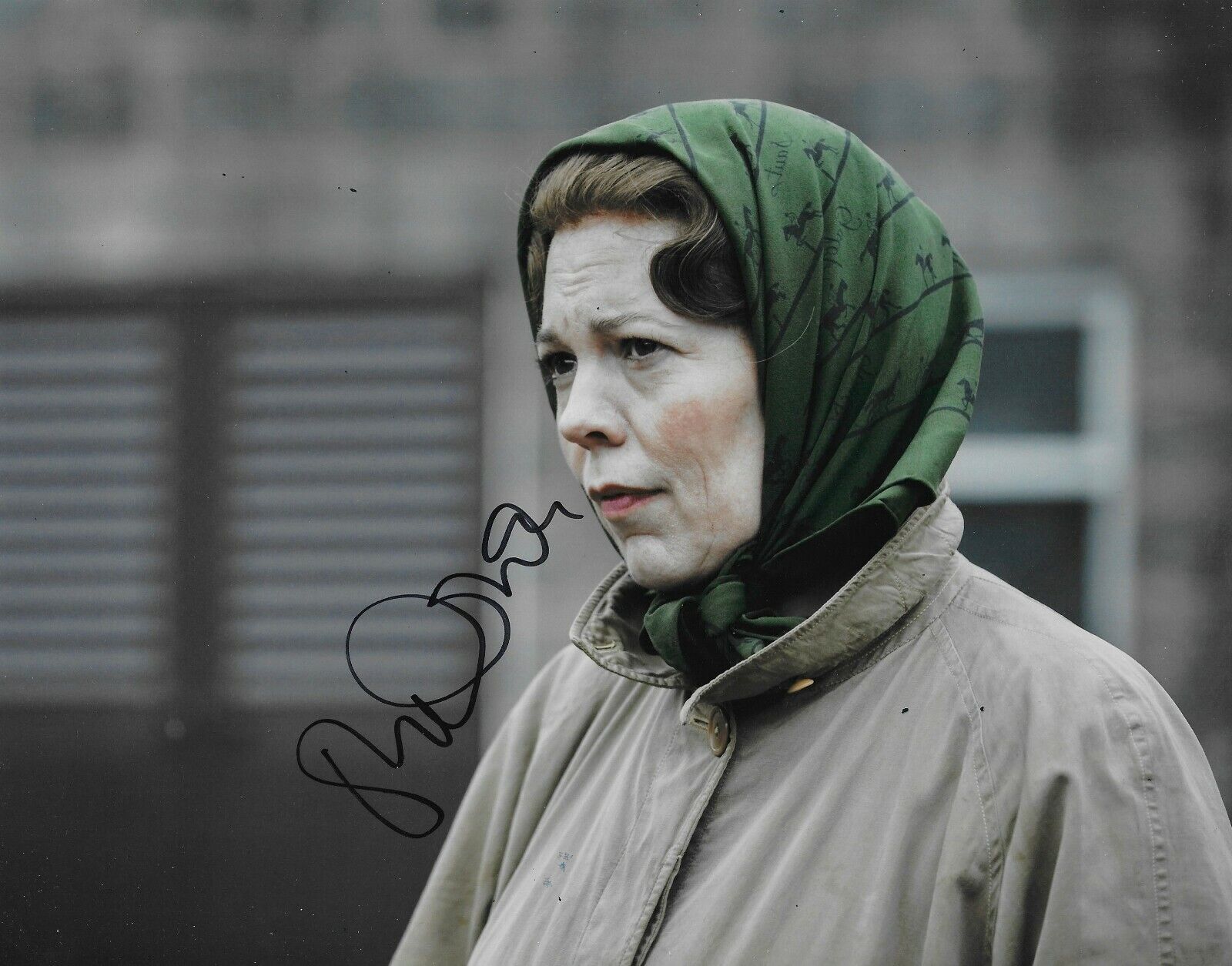 Olivia Colman Signed The Crown 10x8 Photo Poster painting AFTAL