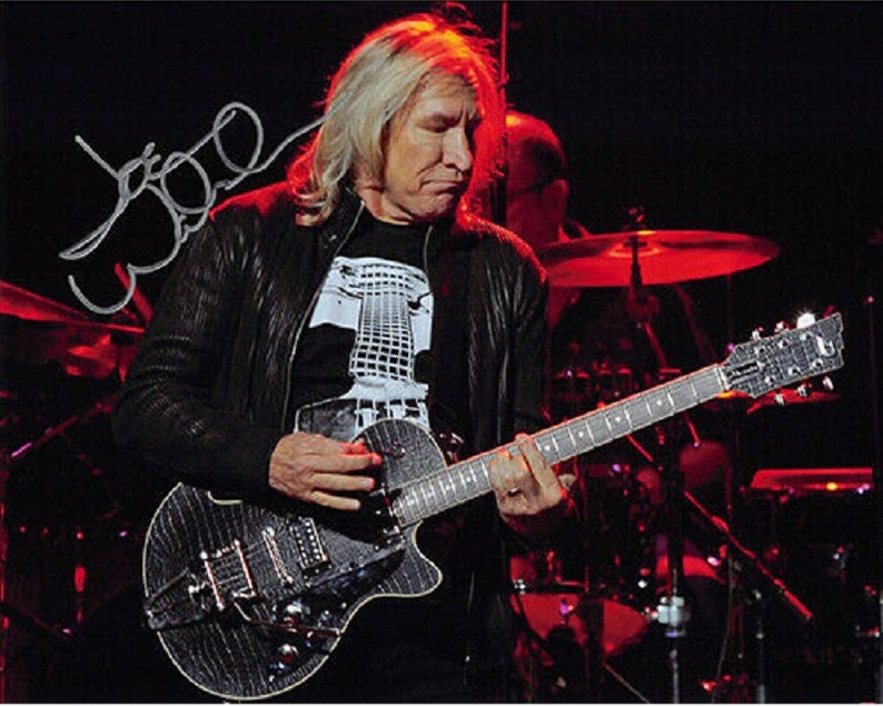 Joe Walsh Eagles 8x10 wcoa