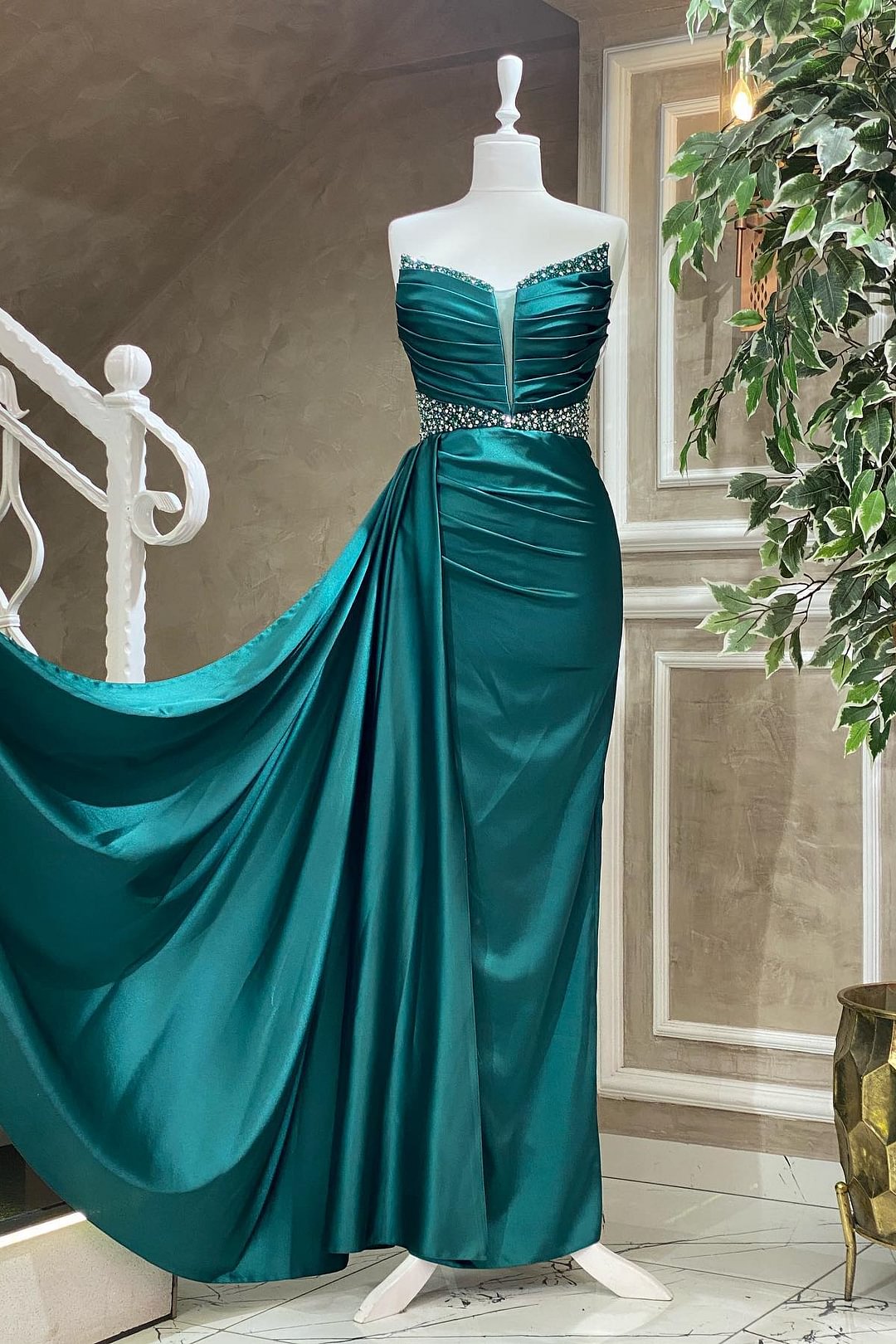 Gorgeous Strapless Mermaid Prom Dress With Beads ED0287
