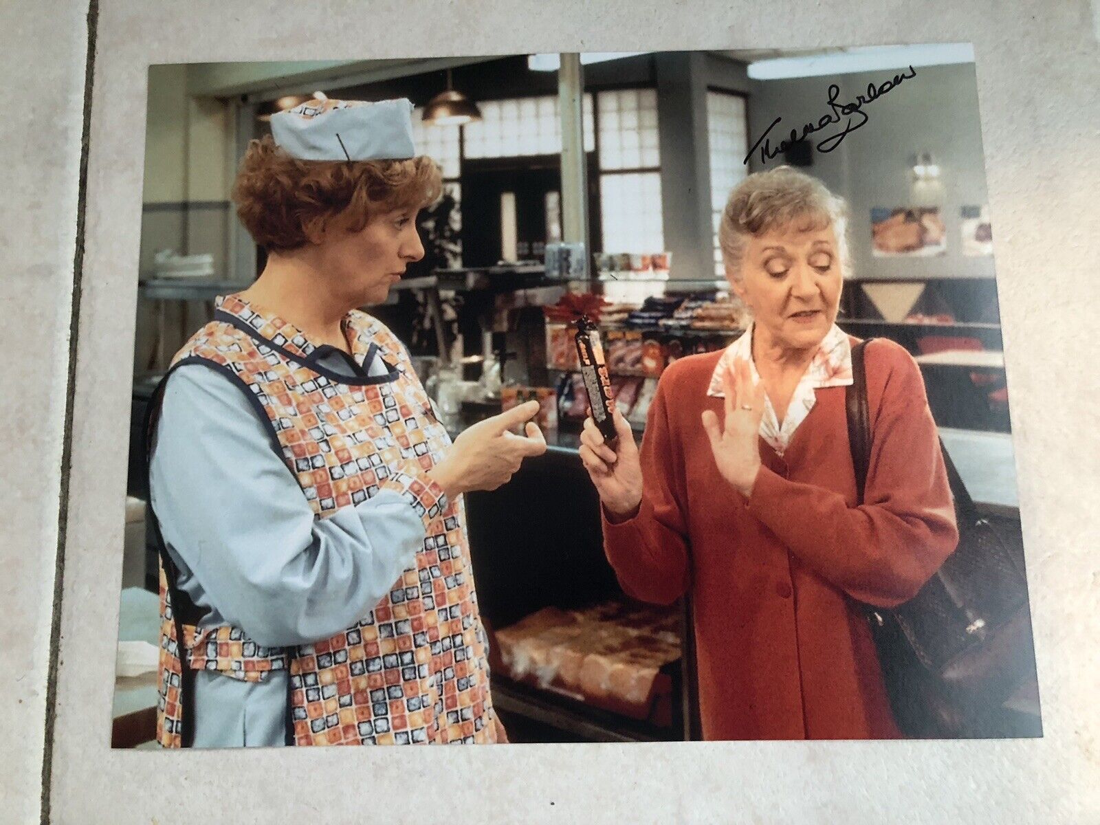 THELMA BARLOW (DINNERLADIES) SIGNED Photo Poster painting 10x8”