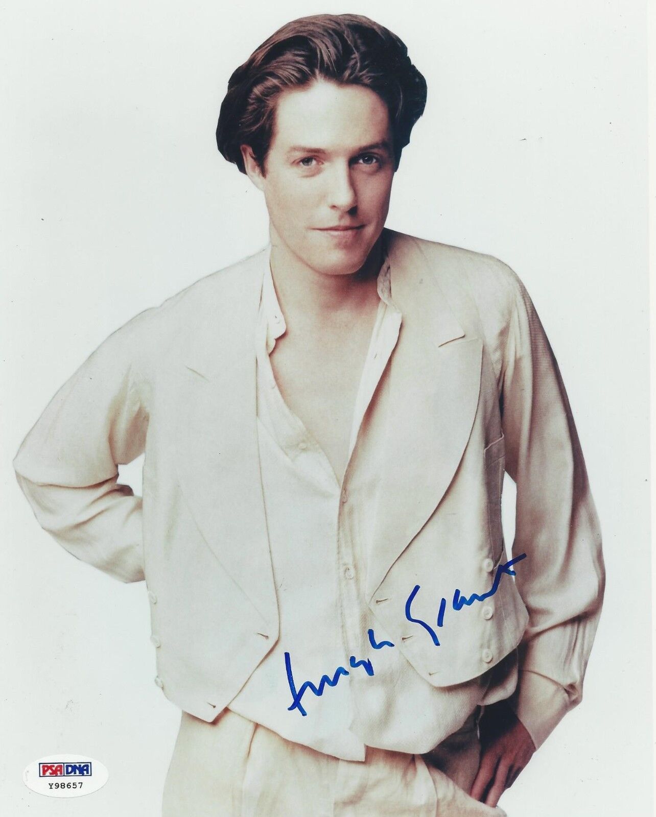 Hugh Grant Signed 8x10 Photo Poster painting - PSA/DNA # Y98657
