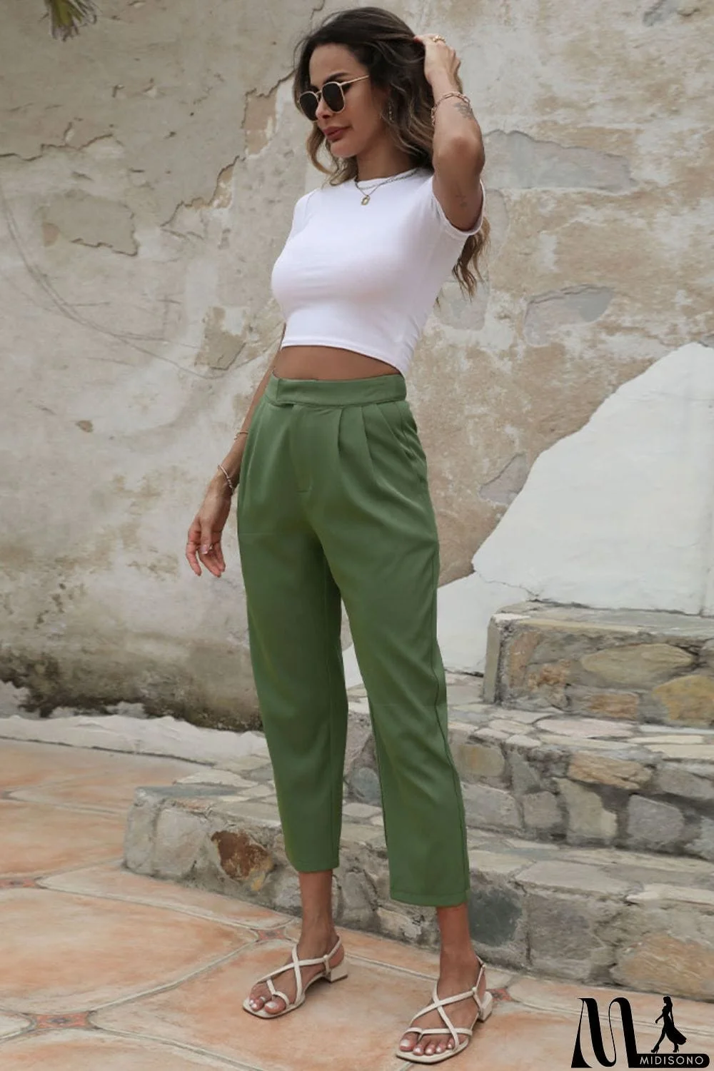 MidiSono - Straight Leg Cropped Pants with Pockets