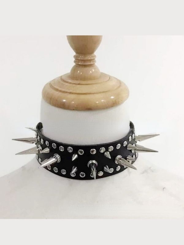 Goth Rivets Wide Choker