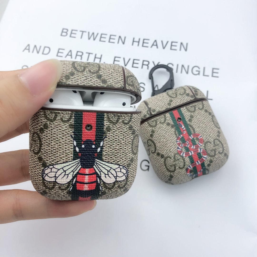 Graffiti Bee Snake Airpods Cases--[GUCCLV]