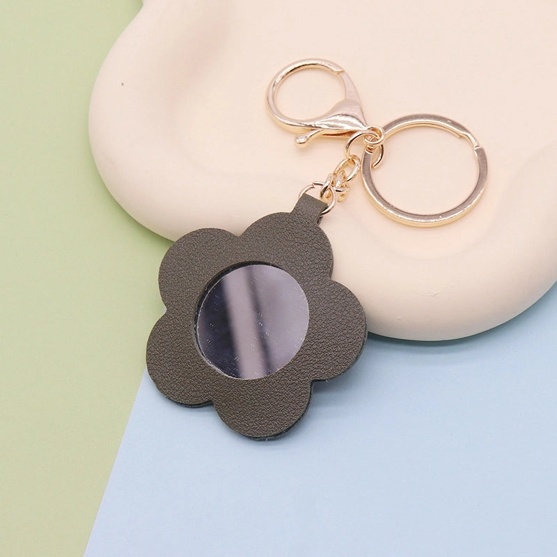 Minimalist Flower Pu Leather Women’s Keychain