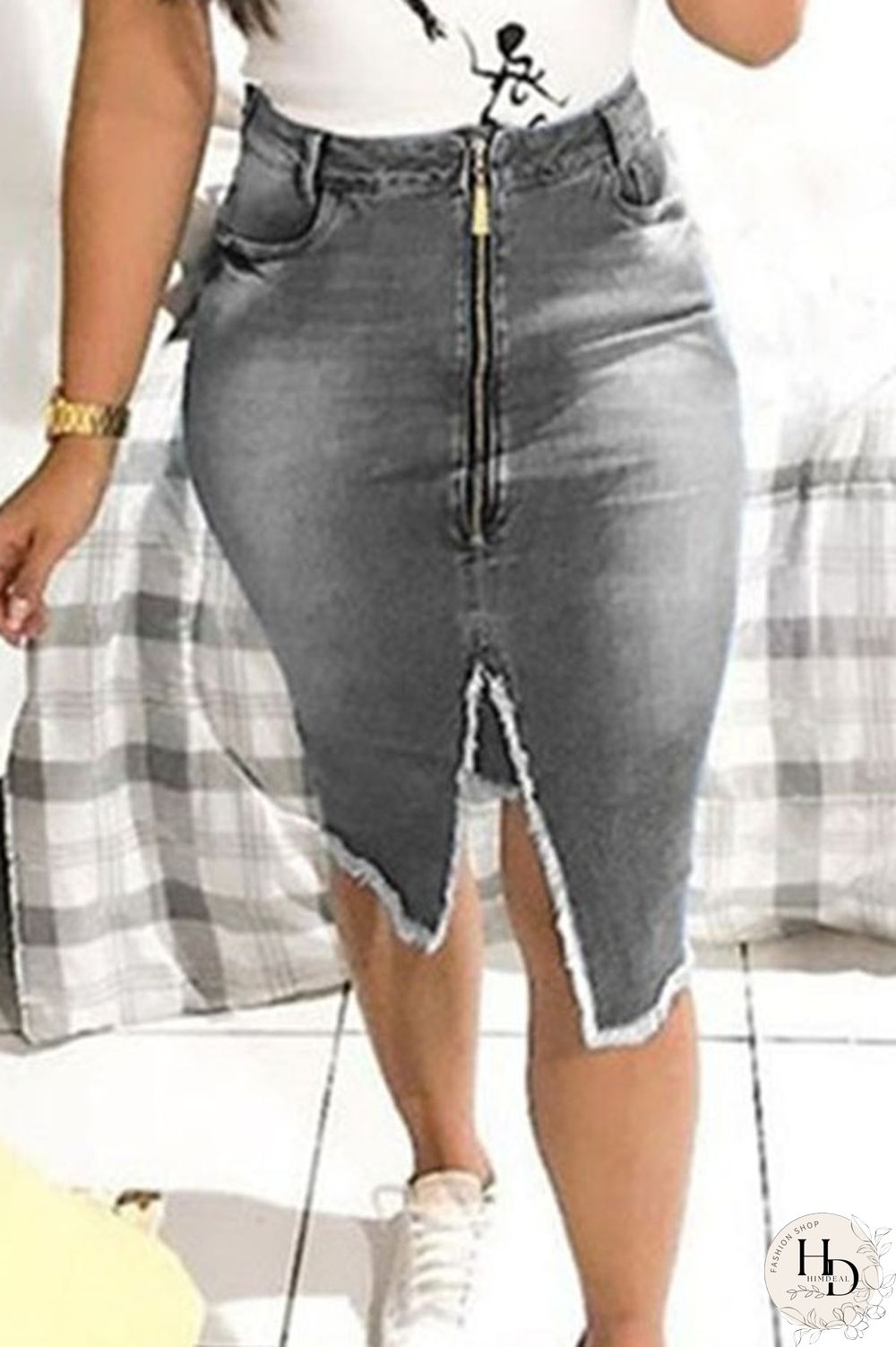 Blue Denim Zipper Fly Mid Solid Tassel Zippered pencil Capris Bottoms