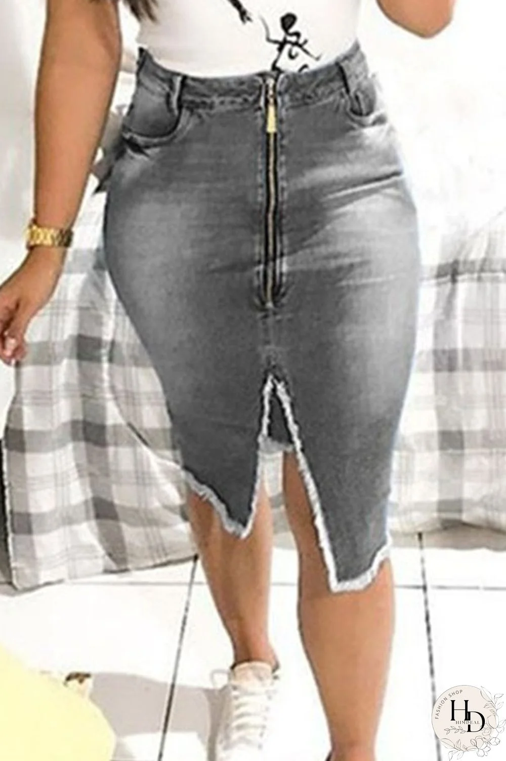 Blue Denim Zipper Fly Mid Solid Tassel Zippered pencil Capris Bottoms