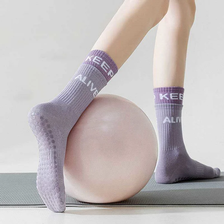 Olivenorma Two-tone Color Grip Sports Yoga Pilates Socks