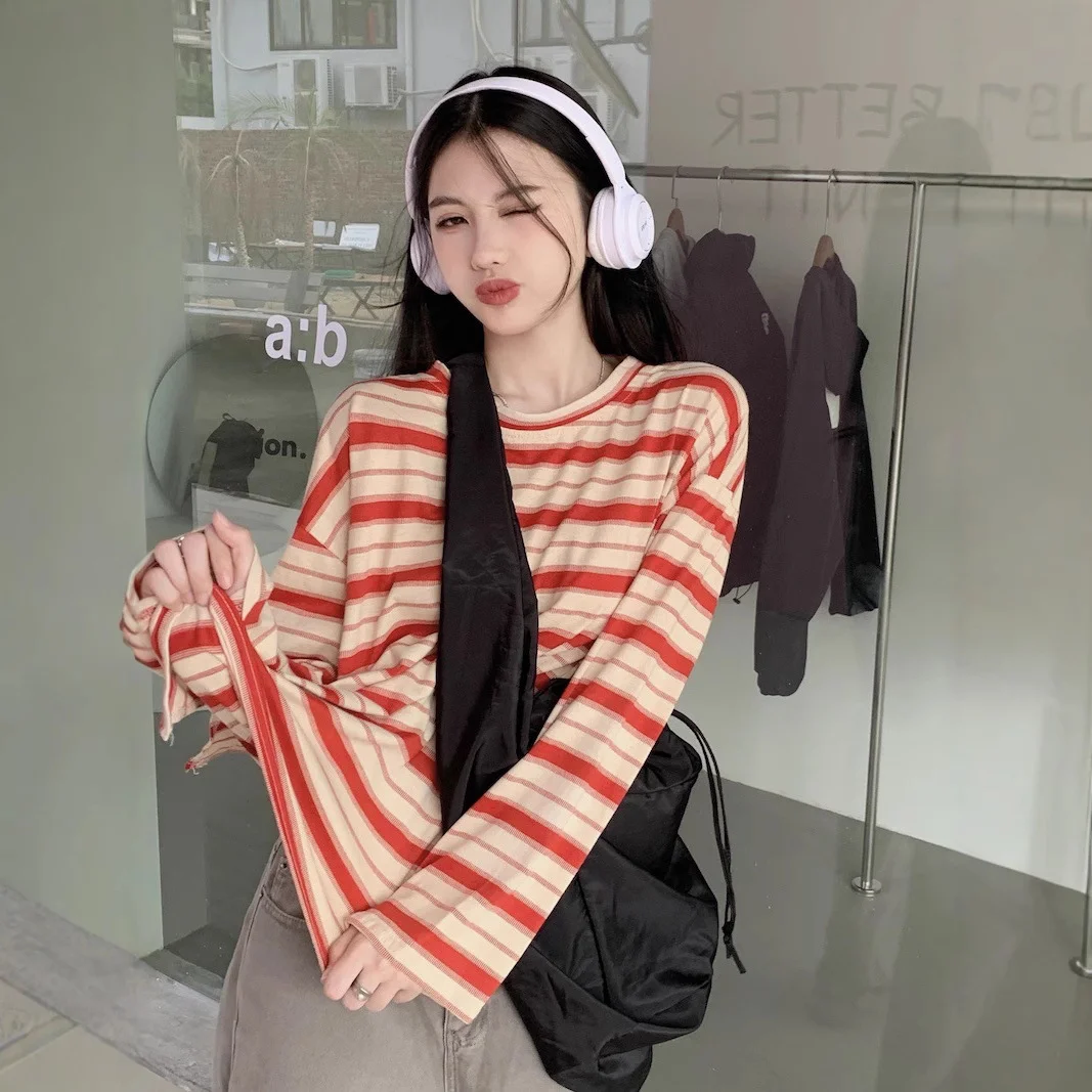 Uveng Uveng Collar Striped Long-Sleeved T-Shirt Women's Autumn 2024 New Design Feeling Loose Show Thin Casual Students Slit Jacket