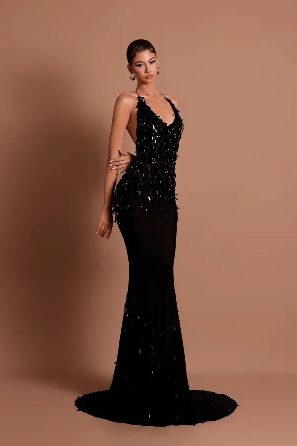 Black Distinctive Backless Halter Strap Sleeveless Mermaid Prom Dress YK0111