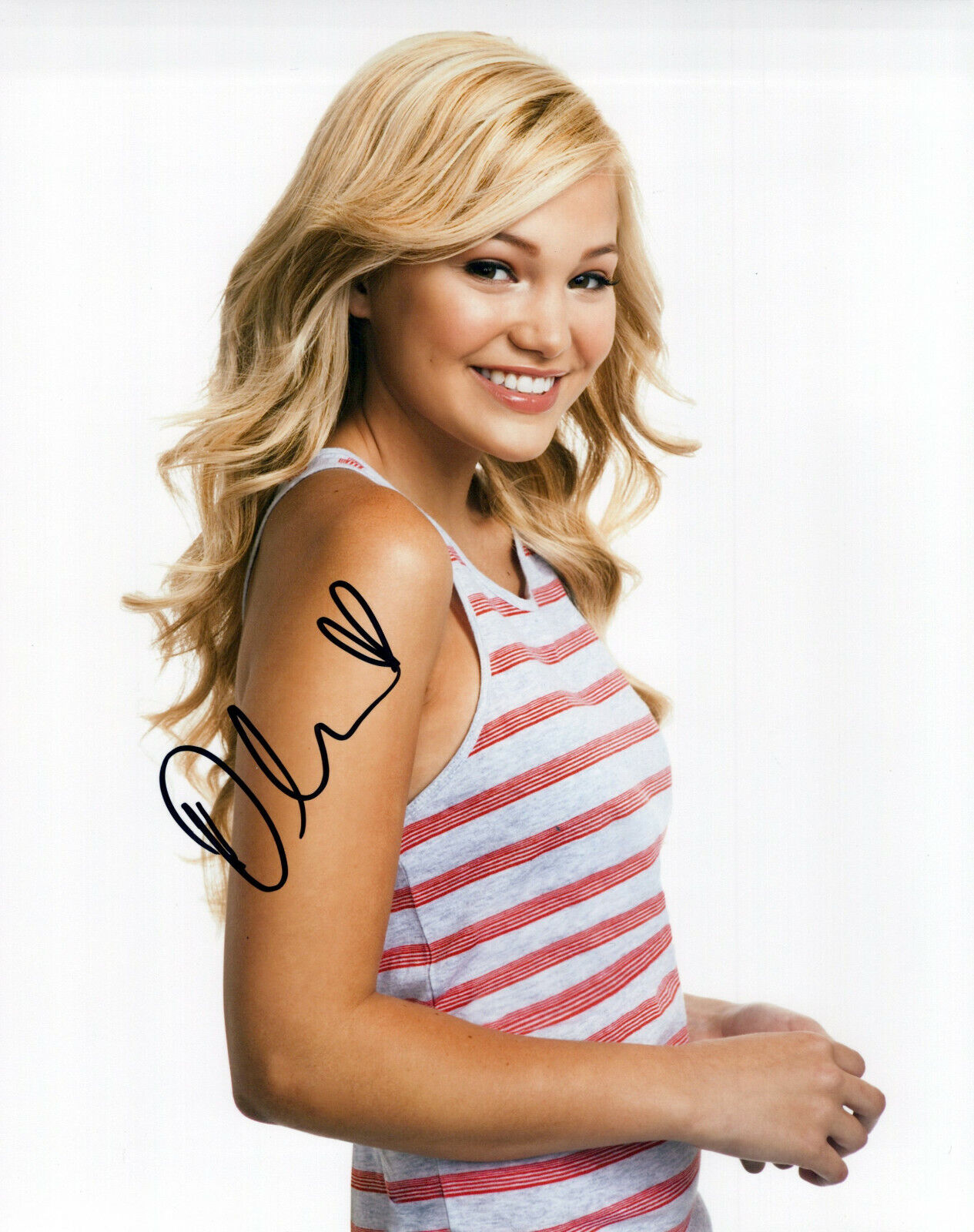 Olivia Holt glamour shot autographed Photo Poster painting signed 8x10 #18