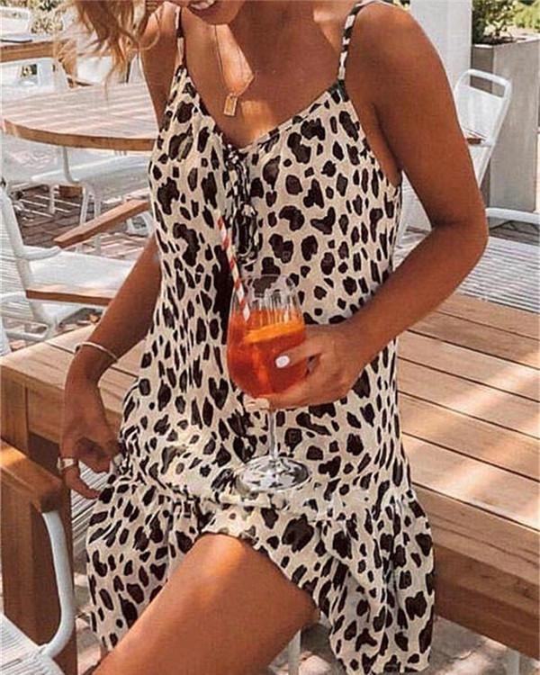 Leopard 3/4 Sleeves Shift Above Knee Casual/Vacation Tunic Dresses - Chicaggo