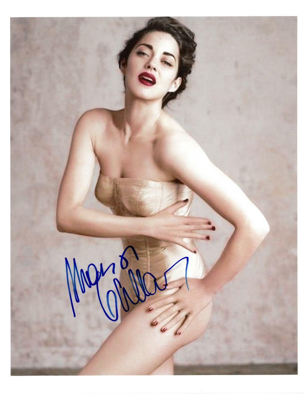 Marion Cotillard Signed Sexy Authentic Autographed 8.5x11 Photo Poster painting BECKETT #Z83756