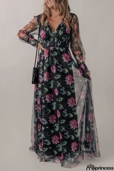 Somcked Floral V-Neck Long Sleeve Dress