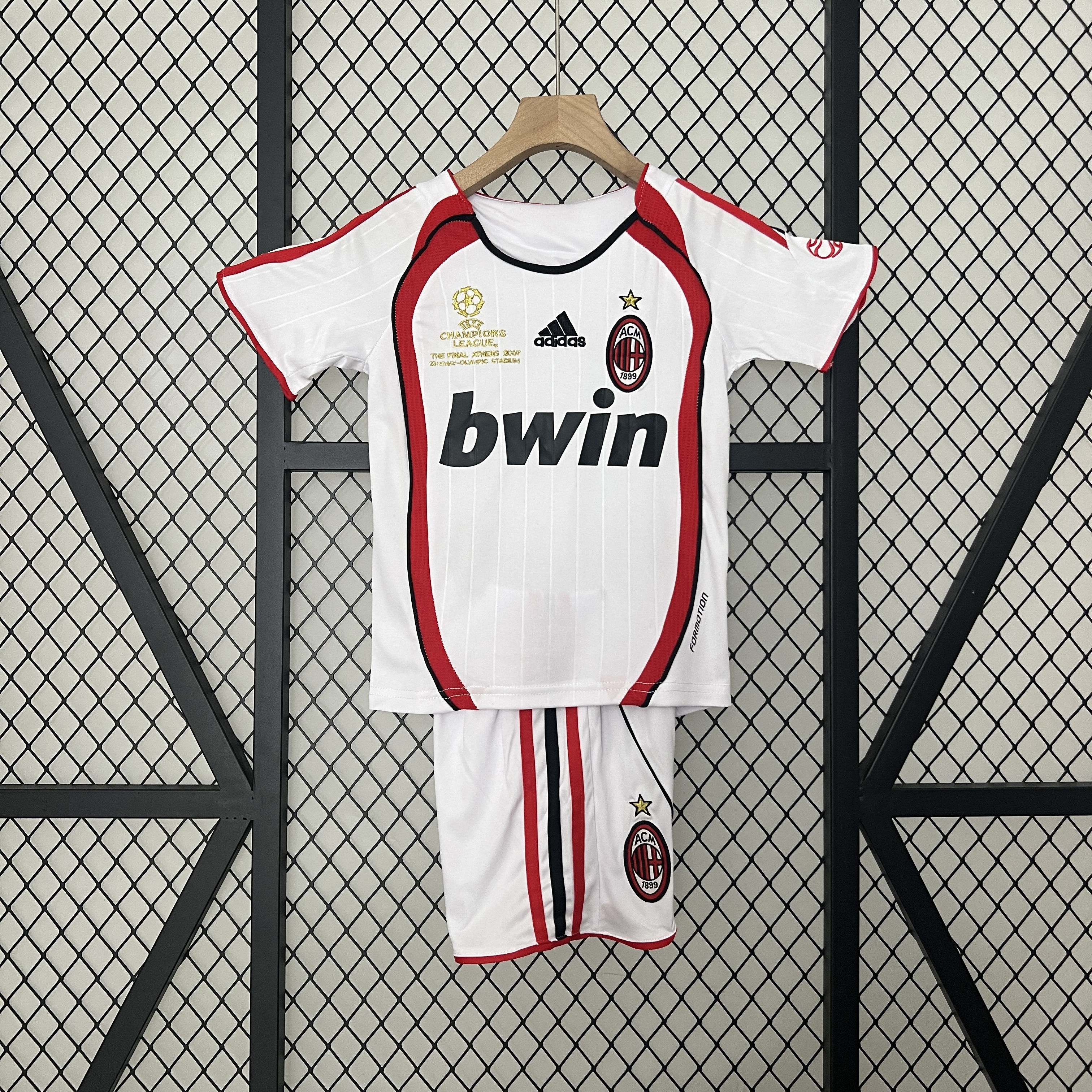 Retro AC Milan 2006-07 Away Stadium Kids Kit - Champions League Final