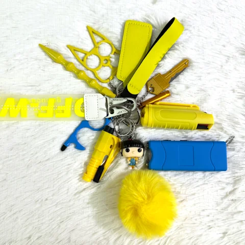 Minions (Agnes) 18-in-1 Self Defense Keychain (Kids-Friendly Section) with LIMITED FREEBIE Minions (Agnes) Figure & Keychain 