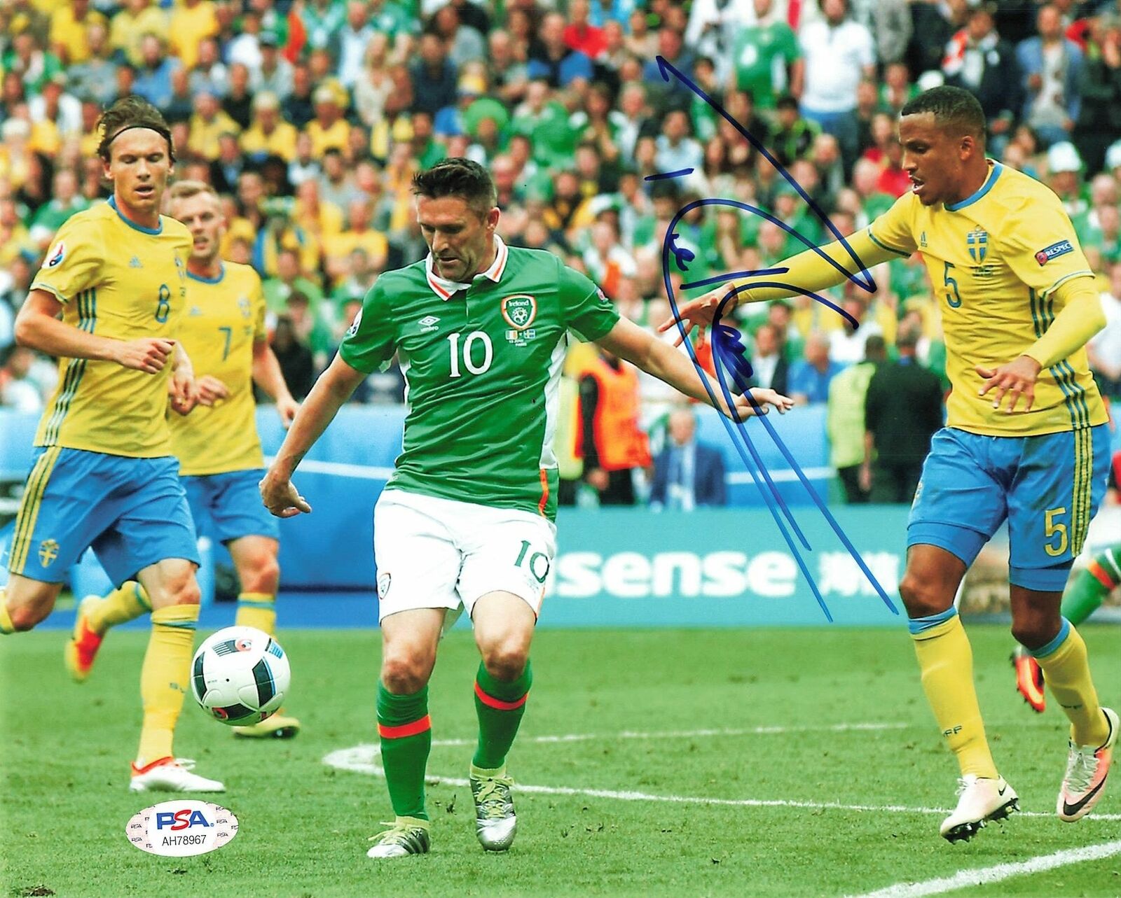 Robbie Keane signed 8x10 Photo Poster painting PSA/DNA Ireland Soccer