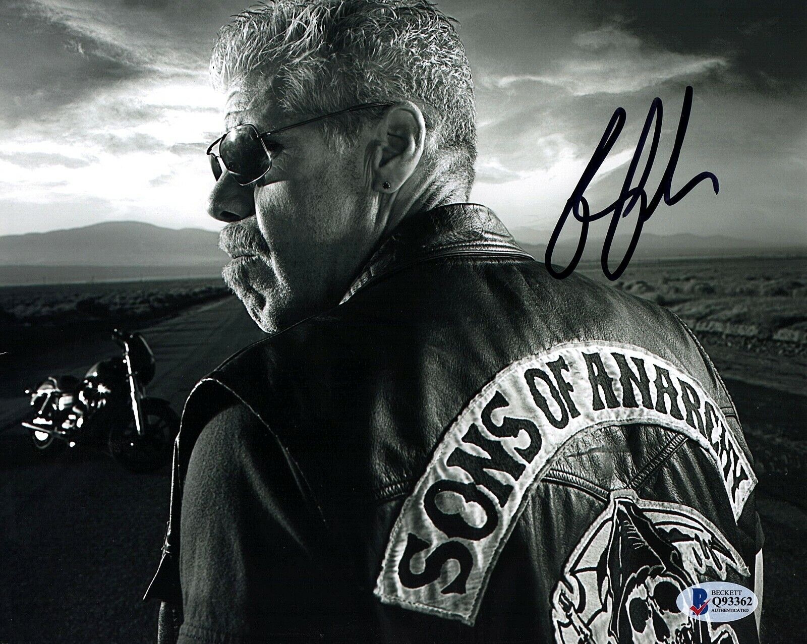 RON PERLMAN Signed Autographed 8X10 Photo Poster painting SONS OF ANARCHY