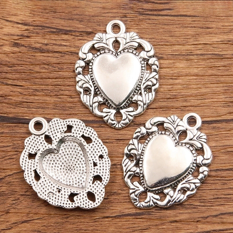 1 Piece Alloy Heart Shape Skull Pendant Jewelry Accessories
