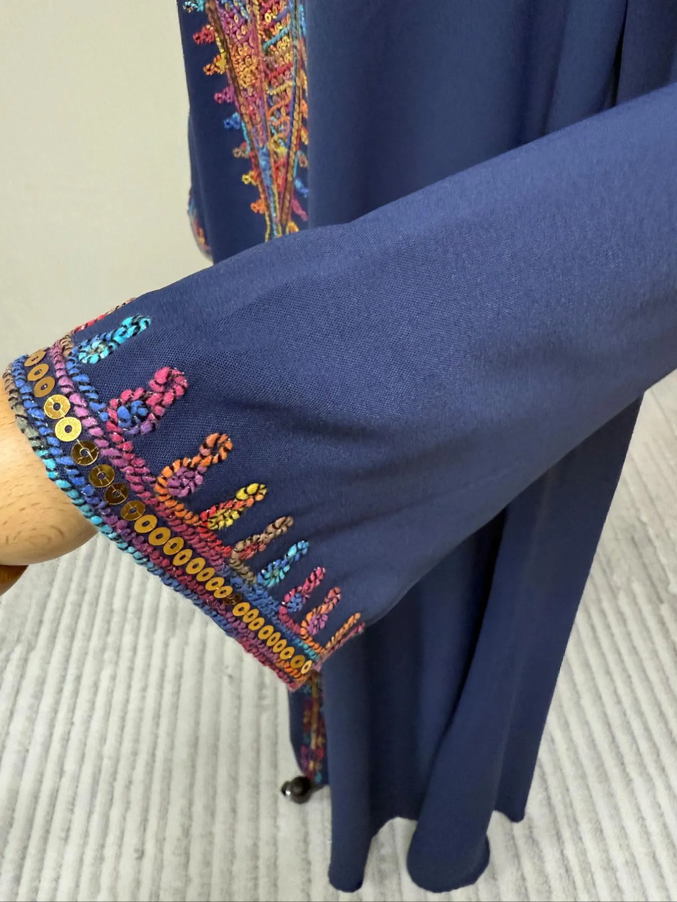 Elegant Muslim Women's Long Robe with Colorful Embroidery, Perfect for All Seasons, Stylish and Comfortable Clothing, Muslim Women Gowns