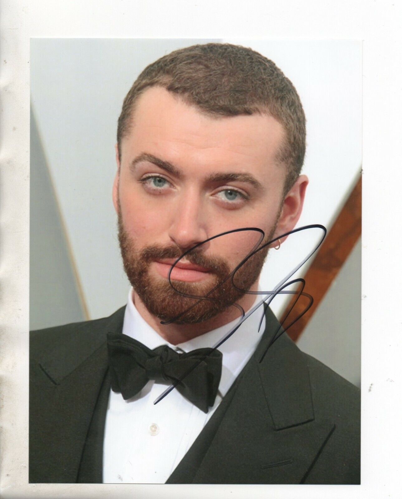 Sam Smith English Singer-Songwriter Hand Signed 8x6 Col Photo Poster painting Autographed