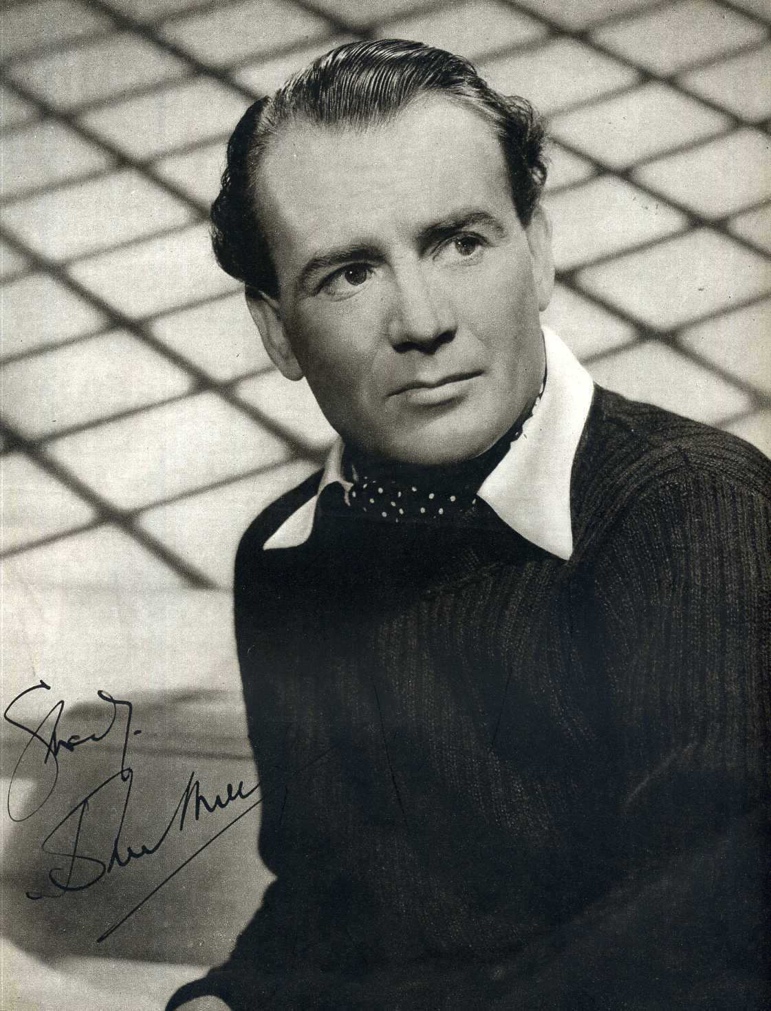 JOHN MILLS Autographed Photo Poster paintinggraph - Film Star Actor - preprint