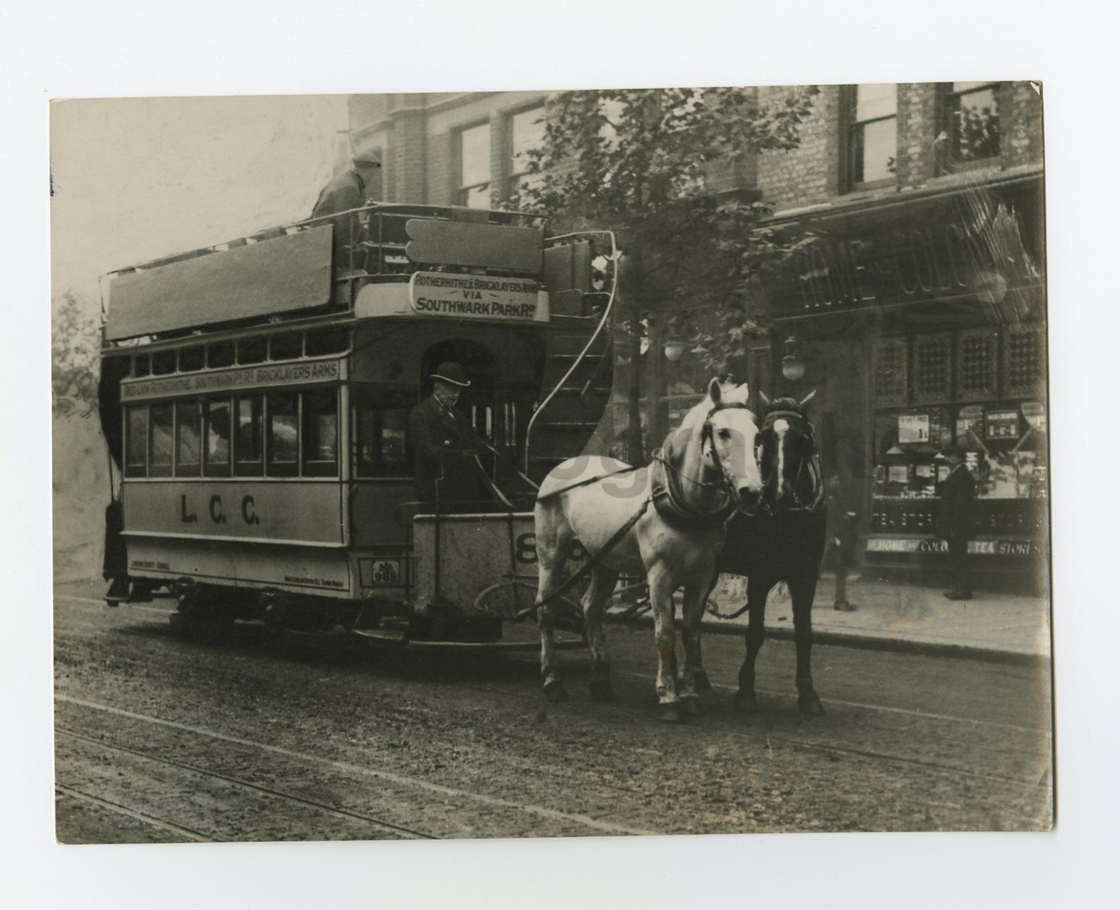 Classic Streetcars - Vintage 7 x 9.5 Publication Photo Poster paintinggraph - London