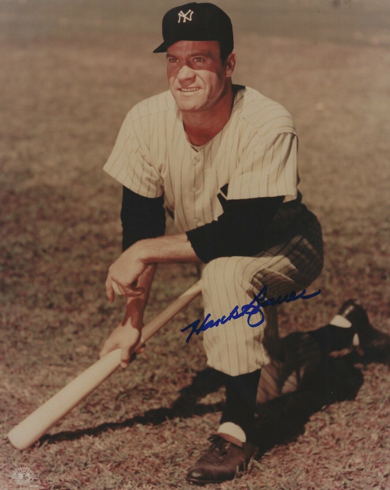 Signed 8x10 HANK BAUER New York Yankees Autographed Photo Poster painting - COA