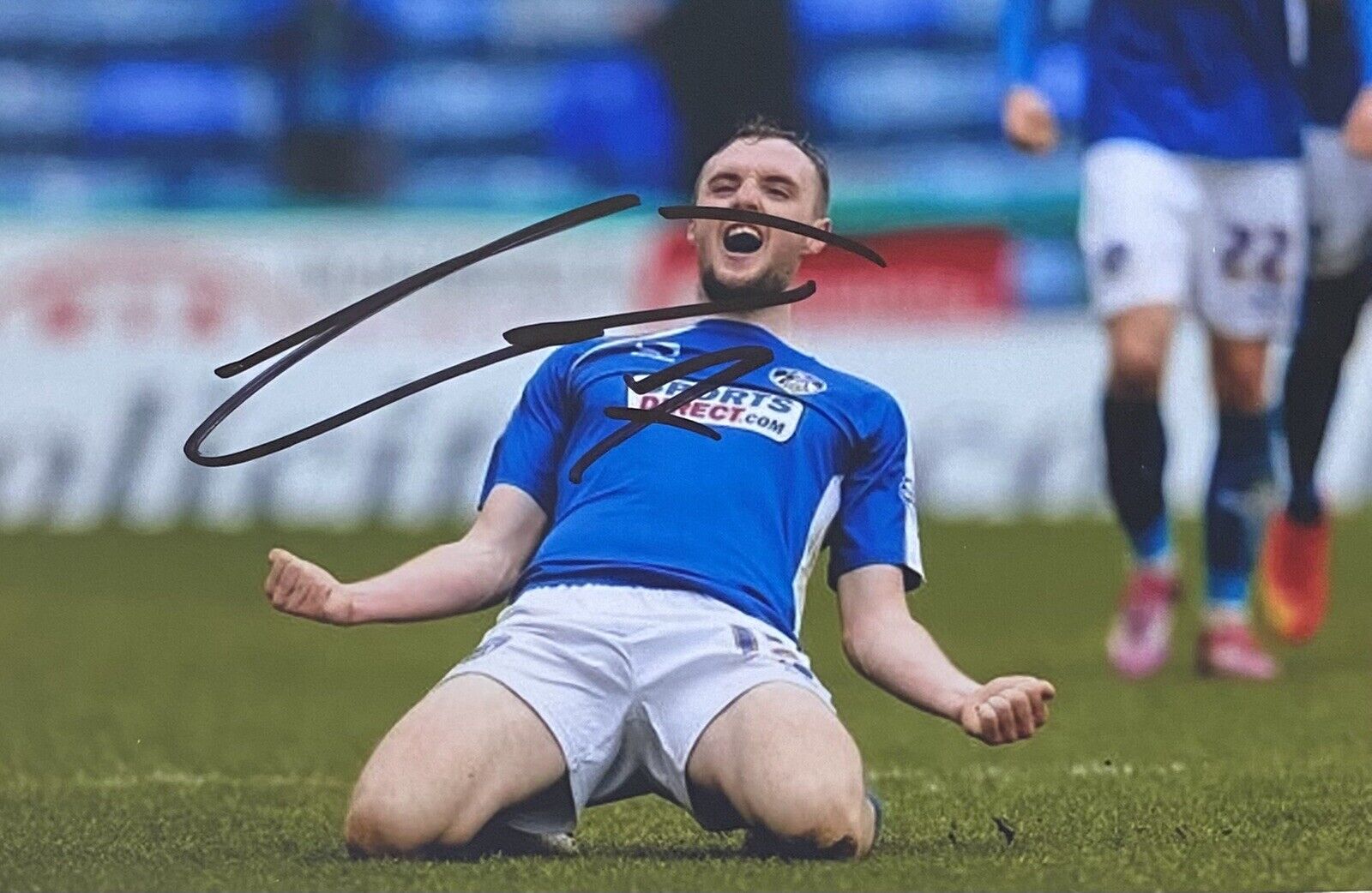 Carl Winchester Genuine Hand Signed 6X4 Oldham Athletic Photo Poster painting 4