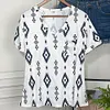 Gioiacombo&trade; T-shirt con stampa etnica scollo a V