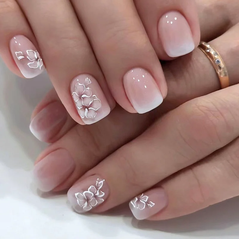 Longyouyou 24Pcs Short Retro Flower Design Nails Manicure Art Pink False Nails Wearable Square Fake Nails Press on Full Cover Nail Tips