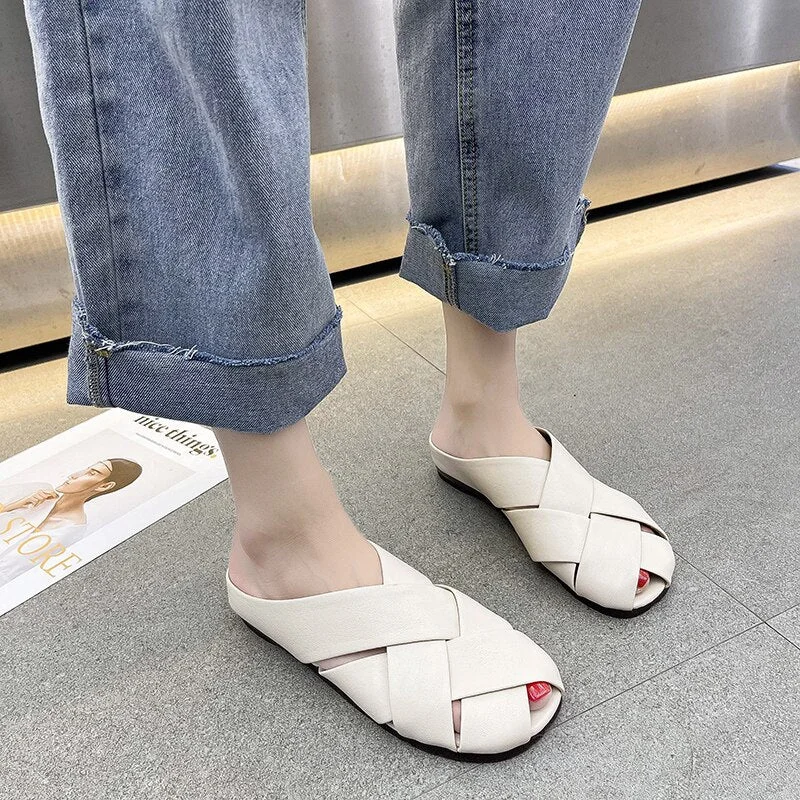 Summer Fashion Weave Women Half Slippers Outdoor Flat Slip-on Sandals Vacation Ladies Slides Women Mules Casual Shoes