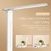 Moderne kabellose LED-Tischleuchte