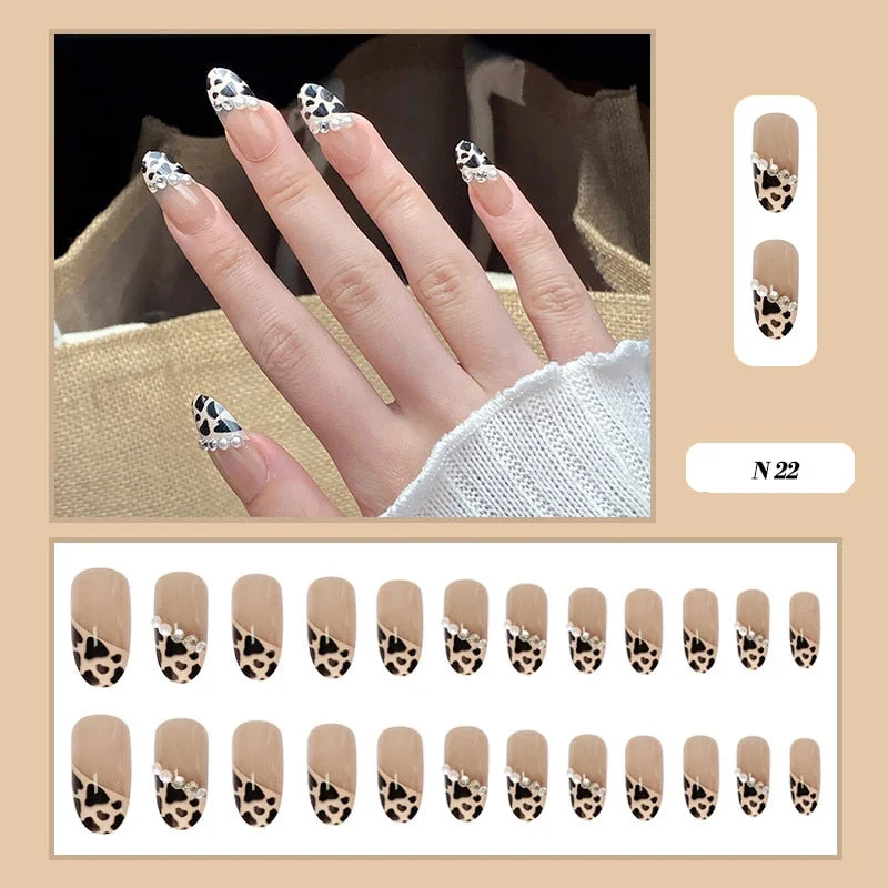 24pcs false nails matte Green Nails Patch with glue Removable Long Paragraph Fashion Manicure press on Nail tips free shipping-Nail Inspo