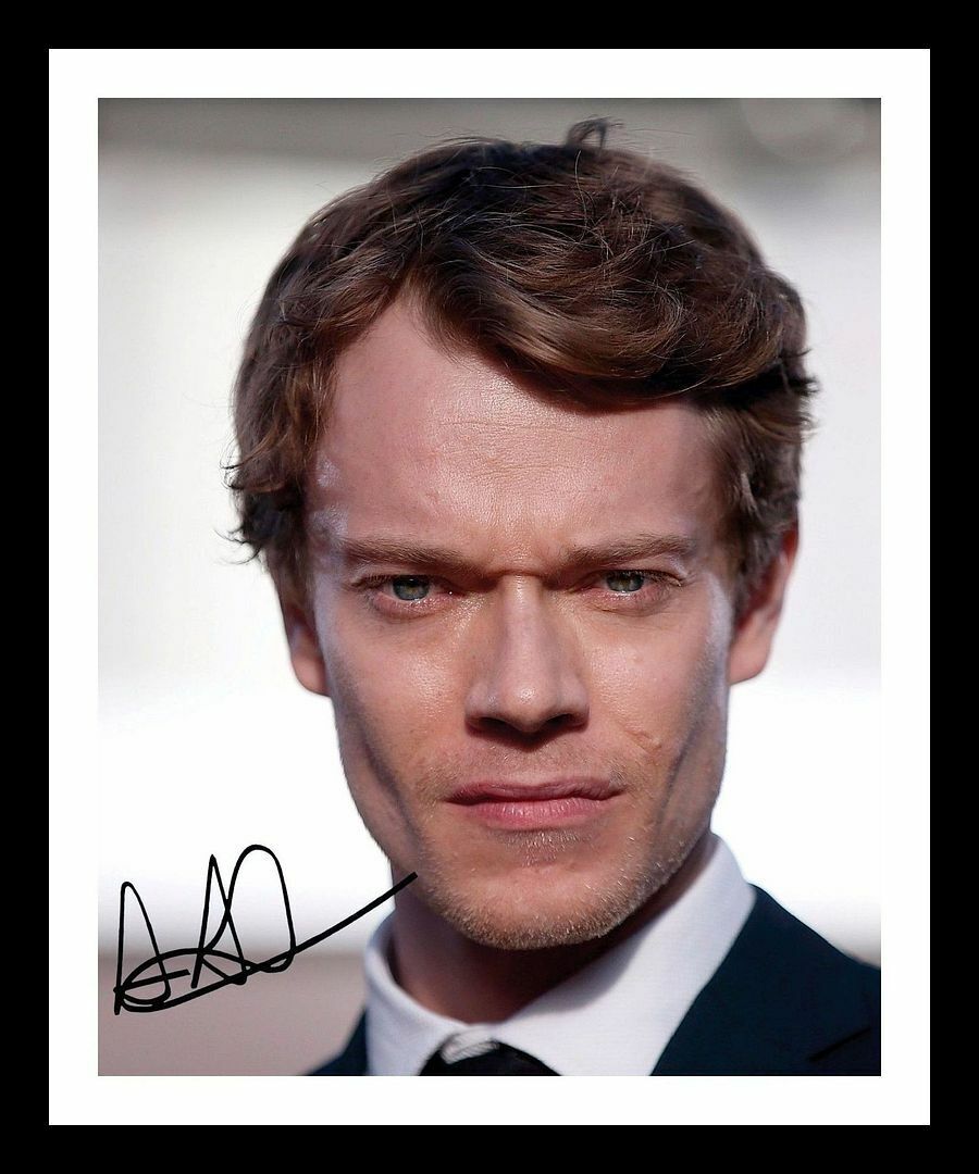 Alfie Allen Autograph Signed & Framed Photo Poster painting