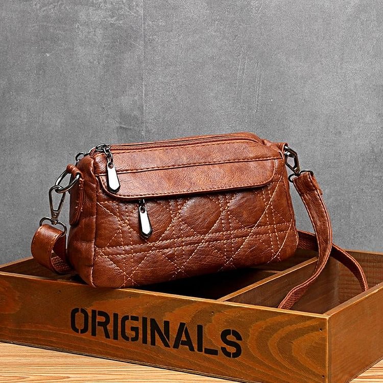 Ladies double-layer large capacity diagonal shoulder bag washed soft leather pouch