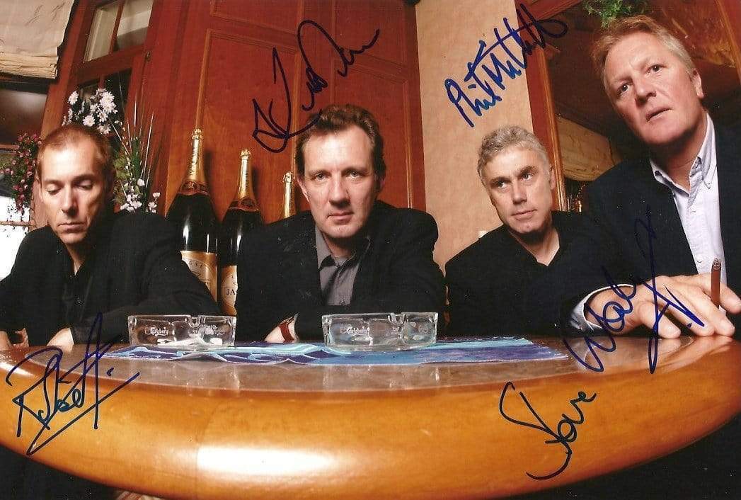 Dr. Feelgood PUNK ROCK BAND autograph, In-Person signed Photo Poster painting