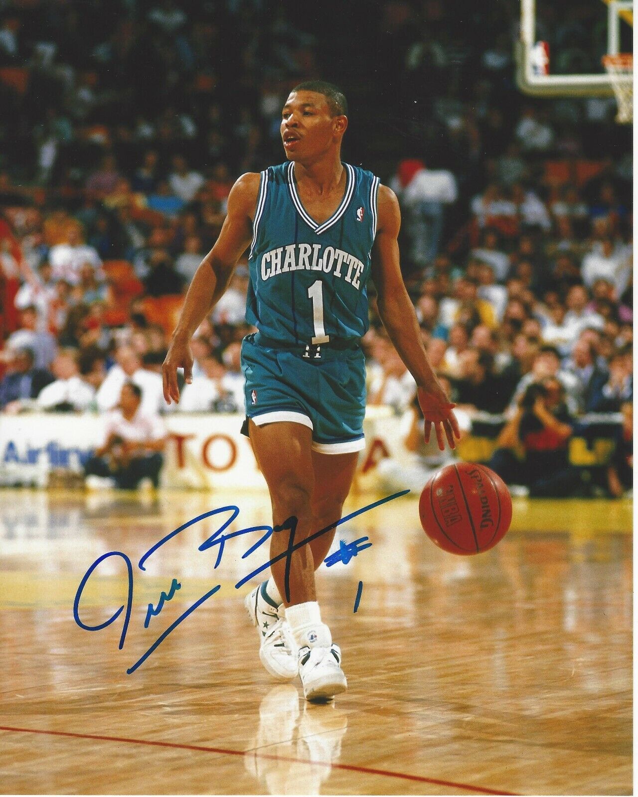 CHARLOTTE HORNETS LEGEND MUGGSY BOGUES SIGNED 8x10 Photo Poster painting w/COA WAKE FOREST