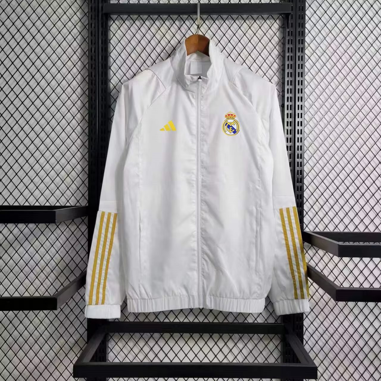 23/24 Real Madrid Jersey Windbreaker White Thai Quality