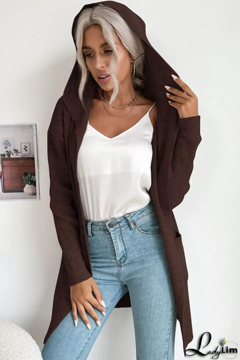 Effortless and Trendy Cardigan
