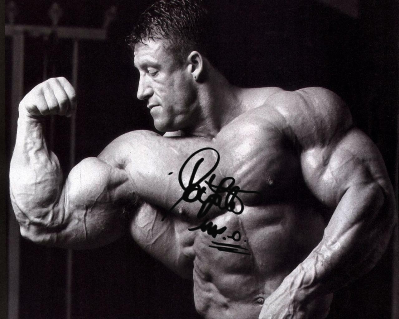 Dorian Yates SIGNED AUTOGRAPHED 10 X 8