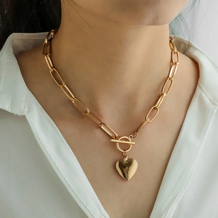 Metal Love Heart Pendant Necklace Women Simple Chain Neck Choker Jewelry
