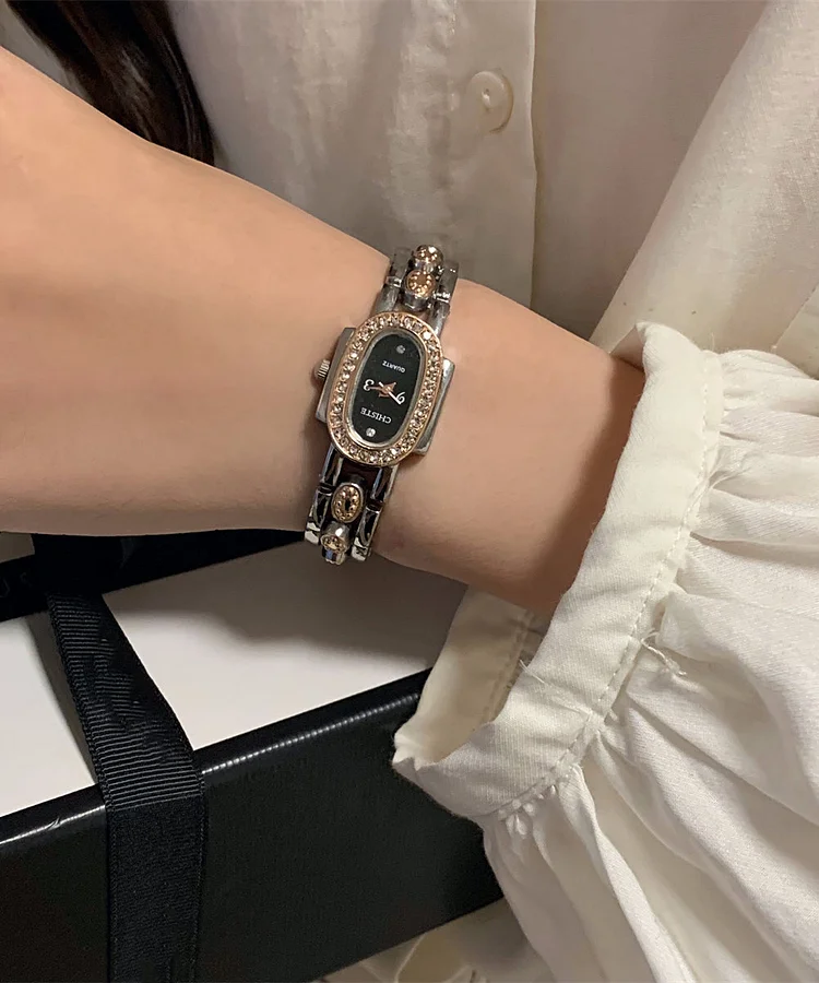 Fine Gold Alloy Quartz Movement Tempered Glass Watch