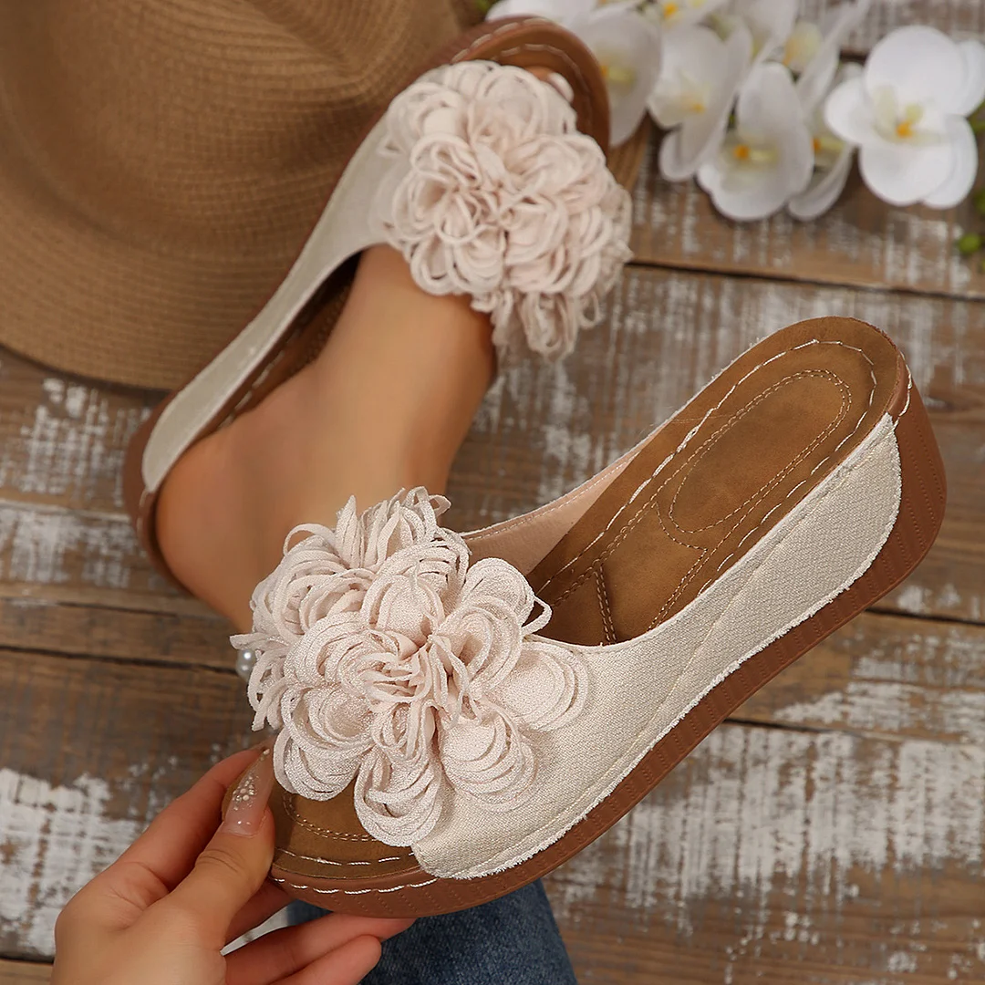 Breakj Breakj New Summer Women's Slope And Thick-Bottom Slippers Large-Size Wear With Flowers Decoration