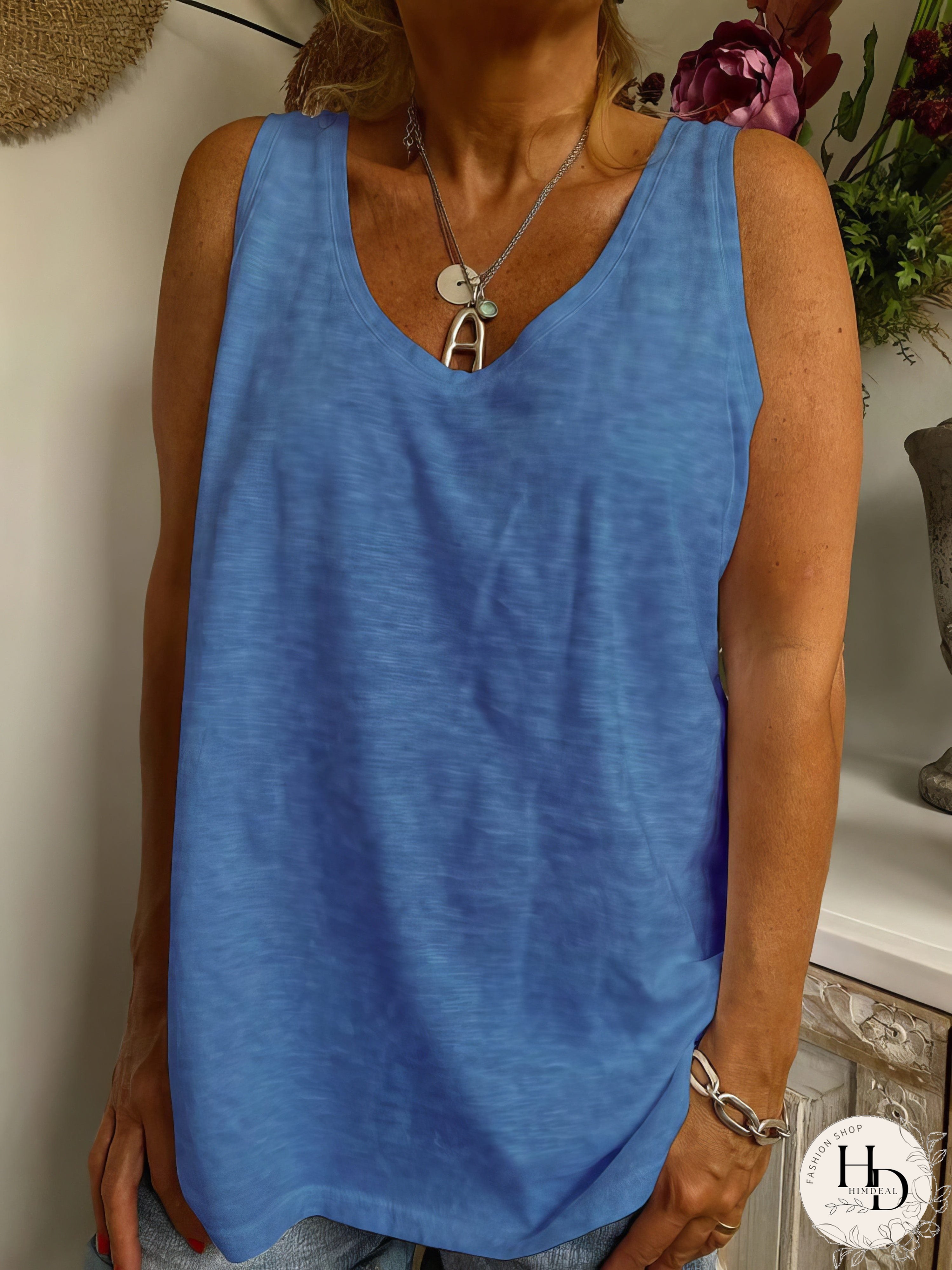Tops Solid V-Neck Sleeveless Casual Tank Top