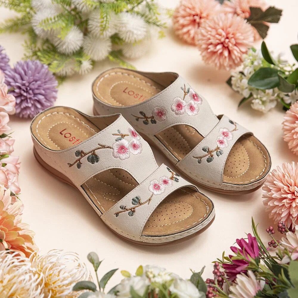 Flower Embroidered Vintage Casual Wedges Sandals