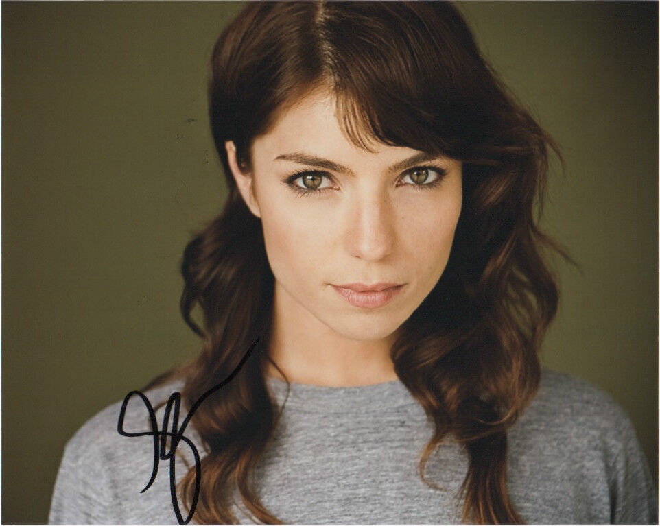 Angela Trimbur Autographed Signed 8x10 Photo Poster painting COA #2