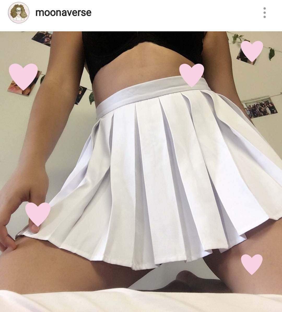 WHITE TENNIS SKIRT