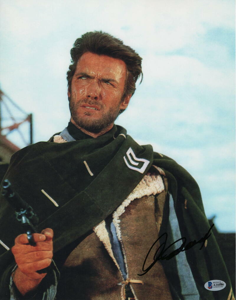 CLINT EASTWOOD SIGNED AUTOGRAPH 11x14 Photo Poster painting - RARE IMAGE, HOLLYWOOD ICON BECKETT