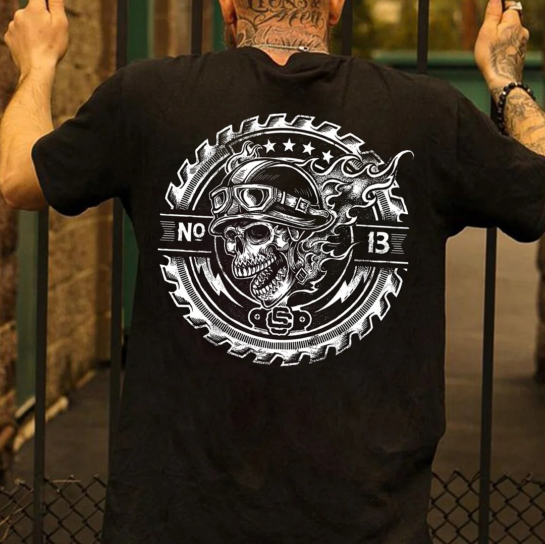 Gear Helmet Skull Print Men's T-shirt